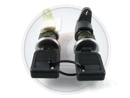 CILINDRO R-19 DE PUERTA JGO.C/LLAVE