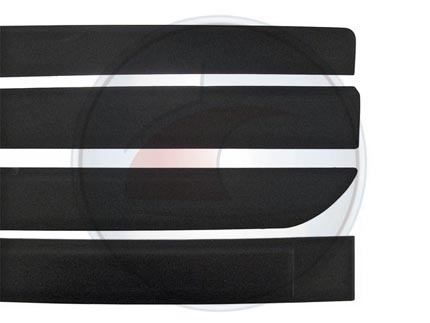 MOLDURA LAT.SUZUKI FUN 5P.NEGRA JGO