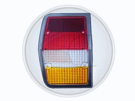 LENTE PLASTICO TAUNUS METALIZADO TRAS IZQ