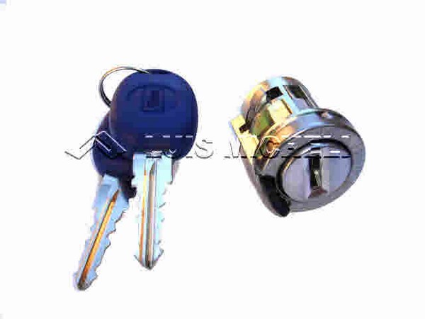 PALIO-SIENA CON 2 LLAVES