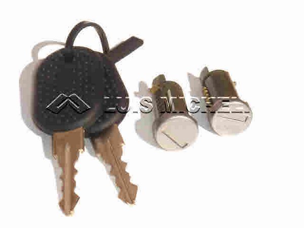 UNO-DUNA CON 2 CILINDROS DE PUERTAS CON 2 LLAVES