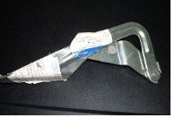 BISAGRA CAPOT IZQ.  FOCUS 04