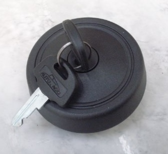 TAPA COMBUSTIBLE    TAUNUS PLASTICA