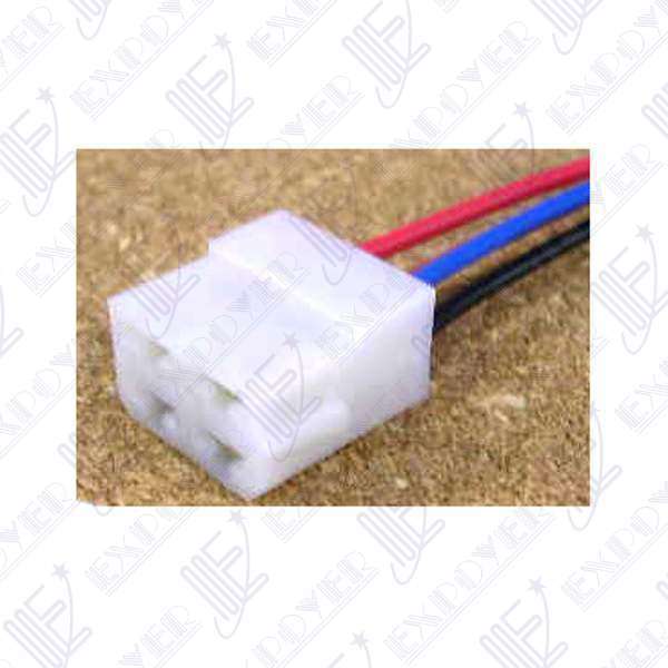 CONECTOR 4 VIAS MACHO              UNIVERSAL