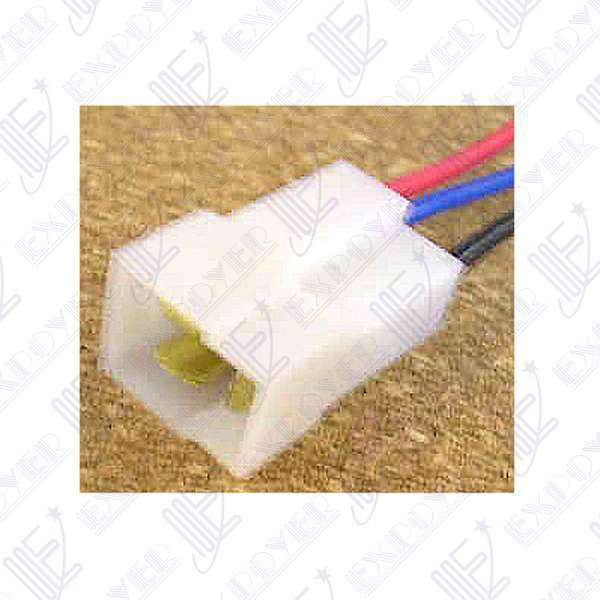CONECTOR 3 VIAS HEMBRA             UNIVERSAL