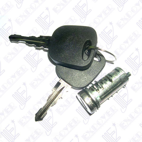 CILINDRO TAPA COMBUSTIBLE -VALEO-FIESTA 02/     **