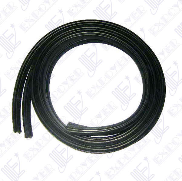 JUEGO BURLETES PUERTAS TRASERAS      TAUNUS L /81