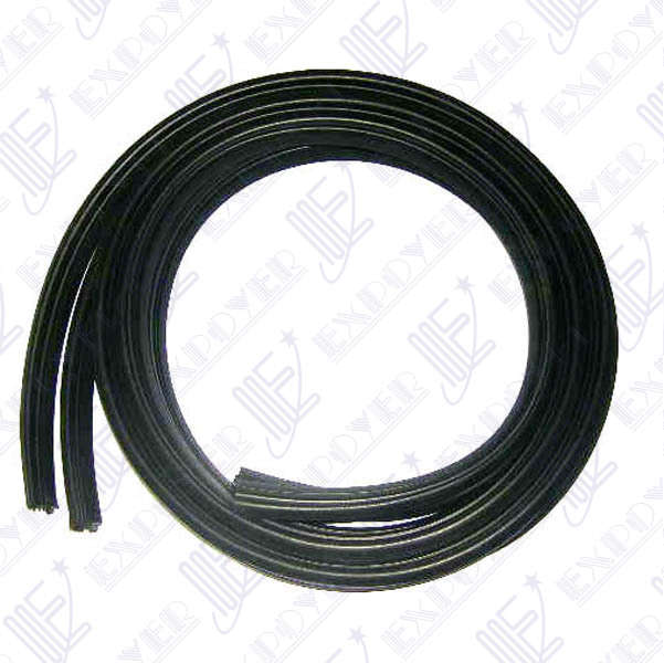 JUEGO BURLETES PUERTAS TRASERAS   ESCORT M/V