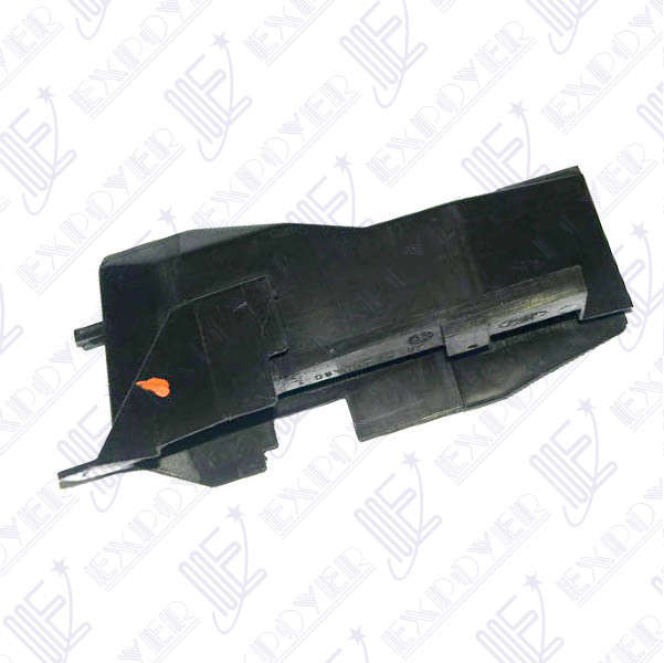 CARCAZA PROTECTORA CERRADURA IZQ   ESCORT 96/