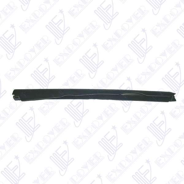 MOLDURA INFERIOR OPTICA DERECHA    FALCON 82/