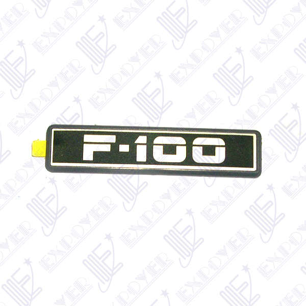 EMBLEMA F-100 EN INTERIOR        F-100 92/95