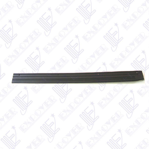 ESTRIBERA PUERTA IZQUIERDA         F-100 81/89