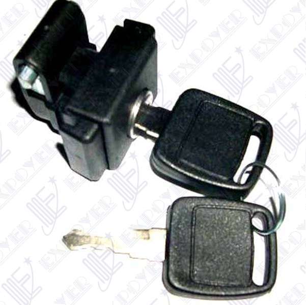 CIERRE GUANTERA C/LLAVES         ESCORT M/V     **