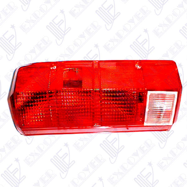 FARO TRAS.DER.ACRILICO                 F-100 81/89