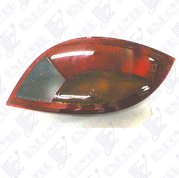 FARO TRASERO DERECHO FUME        KA             **