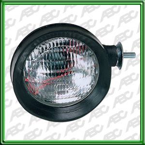 OPTICA LINEA AGRICOLA MASSEY FERGUSON - MF. Faro redondo trasero. Luz inundante con luz roja de posicion. Para lamparas 1 Polo - 12V 45W y 12V 4W roja. Nro. original 148 5394 M91. Caja x 6 unid.
