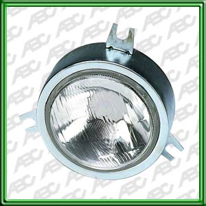 OPTICA LINEA AGRICOLA DEUTZ - 70 -> 80. OPTICA DELANTERA IZQUIERDA REDONDA. LUZ ALTA Y BAJA Y LUZ POSICION. PARA LAMPARAS P45T - 12V 45W - 12V 4W. NRO ORIGINAL 300 431417 UC. CAJA X 4 UNID.