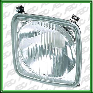 OPTICA LINEA BUSES - CAMIONES - COLECTIVOS MERCEDES BENZ OF 1214 - FARO ASIMETRICO CUADRADO. ALTA INTERIOR. PARA LAMPARAS P45T. CAJA X 16 UNID.