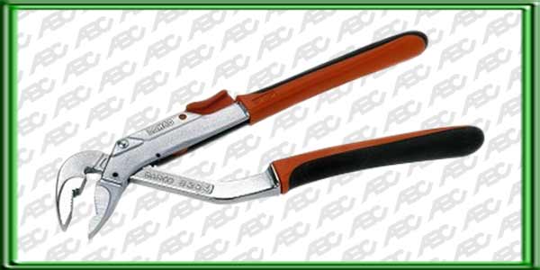 PINZA POLYGRIP. Fosfatada. autoblocantes. con gran apertura. Regulacion rapida y sencilla apretando un boton en el mango superior. Pueden ser ajustados en 11 posiciones diferentes