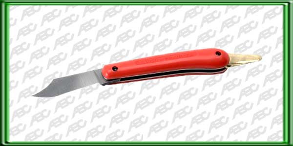 NAVAJA. Con afilado de navaja de afeitar. para realizar el corte del injerto y de la corteza. Espatula en la parte trasera para levantar la corteza y realizar la insercion del injerto. Hoja extremadamente afilada. de acero al carbono plegable. con e mpu?a