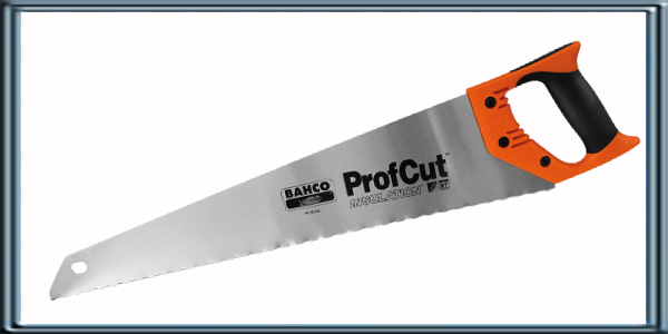 SERRUCHO PARA MATERIALES AISLANTES. DENTADO ONDEADO ESPECIALMENTE DISE?ADO (WT FOOTHING) PERMITE CORTES PRECISOS EN MATERIALES COMO LANA MINERAL. LANA MINERAL DE ROCA. EPS Y XPS.  CON MANGO CONFORTABLE  BI-COMPONENTE. HOJA DE ACERO RESISTENTE. LONGITUD DE