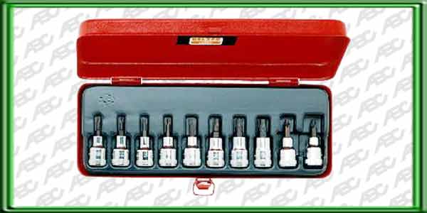 JUEGO DE PUNTAS TORX Y PHILLIPS 1/2 CAJA construidas en chapa de grueso espesor. pintura horneable. Cuerpo y tapa matrizados en una sola pieza. Interior plastico rigido. CONTENIDO: ST 20. 25. 27. 30. 40. 45. 50. 55 // SP 2. 3