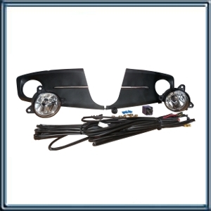 KIT DOS FAROS AUXILIARES ANTINIEBLA VW FOX  (10/...) CONTIENE TODO LO NECESARIO PARA SU INSTALACION : REJAS. CABLES. TECLA. LAMP. HB4 E INSTRUCTIVO  /// FARO 983D/I Y LENTE 129704  (CAJA CON 4 KITS.)