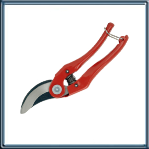 TIJERA DE MANO. Podadera robusta de dise?o tradicional para trabajos de jardineria. Sistema de cierre sencillo con anilla en la parte trasera de los mangos. // CAPACIDAD DE CORTE: 25 mm // LARGO: 230 mm