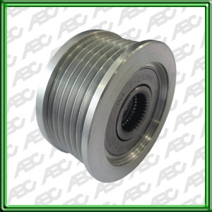 POLEA UNIDIRECCIONAL/ ALFA ROMEO 145/146/156 MOTOR 1.9 JTD // FIAT BRAVO/ BRAVA/ PUNTO - MOTOR 1.9 JTD- EQUIVALENCIA INA: F-230866.11 - MEDIDAS: 17 X 60.5 X 37.4 - NÂº DE PARTE ORIGINAL: 8362 516 / 9948225 / 9951 162