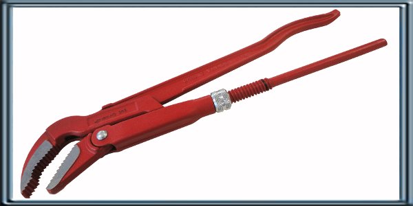 LLAVE PARA CA?O 1.1/2  PULGADAS. MODELO SUECO. CARACTERISTICAS :  DIENTES TEMPLADOS.  MUELLE DE POSICIONAMIENTO.MATERIAL :  ACERO ESPECIAL FORJADO.  ACABADO : PINTURA EPOXY AL HORNO.  PRESENTACION : TEMPLADO DE PRECISION Y TRATAMIENTO ANTI-CORROSION.