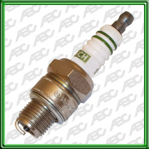 BUJIAS MOTOS / NAUTICAS Super con Electrodo de Cobre (Origen Aleman) // GILERA: 50 Vale - HONDA: 50 mtx - PEUGEOT: 50 cc 103 SP Z2-D/ 80 sx 8t/ tlx - SUZUKI: 125 rv/ 185 gt - VESPA (Piaggio): 80 p 805/ pk 805/ 100 pk/ 125 Primavera ET3 - YAMAHA: rx   80 s