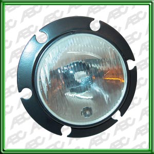 OPTICA LINEA AGRICOLA DEUTZ - 80 -> 97. Faro delantero redondo. Luz alta. baja y luz de posicion. Para lamparas P45T 12V 45/40W - 12V 4W. Nro. original 301 6431. Caja x 6 unid.