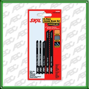 ACCESORIO JUEGO DE HOJAS - 5 Piezas. Hojas para: Madera / Calado: 12 dientes por pulg. 70 mm de largo. Madera / Corte fino: 10 dientes por pulg. 92 mm de largo. Multiproposito / Corte semiuniforme: 10 dientes por pulg. Para cortes en madera. pl asti co y