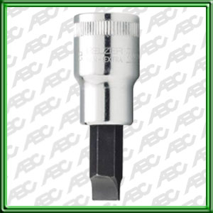 PUNTA PLANA - SD 1/2. // LARGO DE PUNTA: 8 mm. // ANCHO DE PUNTA: 1.2 mm